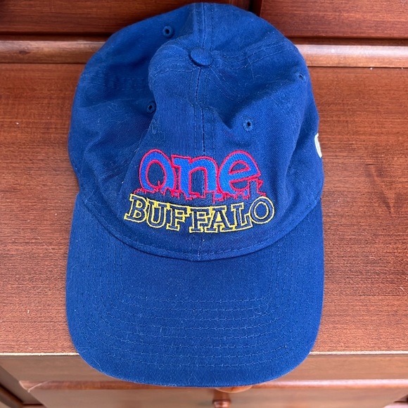 New Era 9Twenty One Buffalo Baseball Hat with Cap - Picture 1 of 5